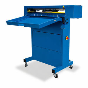 machine de découpage à lame 1