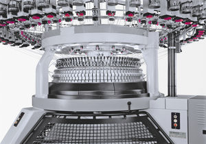 machine à tricoter circulaire 1
