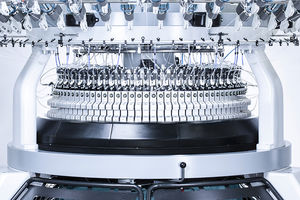 machine à tricoter circulaire 1
