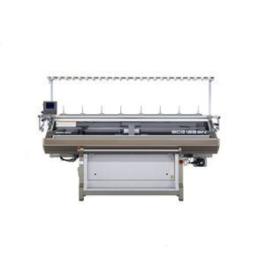 machine à tricoter plate