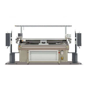 machine à tricoter plate