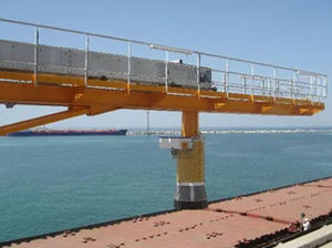 chargeur de navires 1