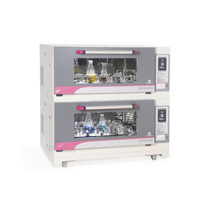 incubateur à convection forcée 1