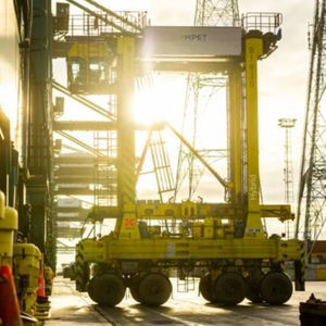 chariot cavalier pour container 1