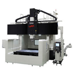 centre d'usinage CNC 3 axes 1