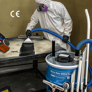 aspirateur de poussière / industriel / avec filtre HEPA