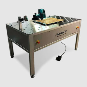 microsoudeuse de puces automatisé