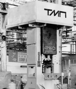 presse hydraulique / d'estampage / pour pliage / de forgeage