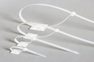 collier de câblage en plastique 1