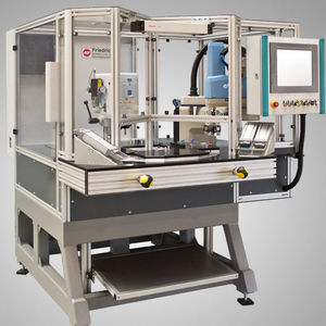 centre de rivetage CNC 1