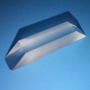 prisme à angle droit 1