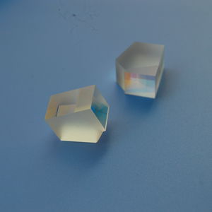 prisme optique anamorphique