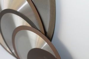 disque à tronçonner pour pierre / diamanté