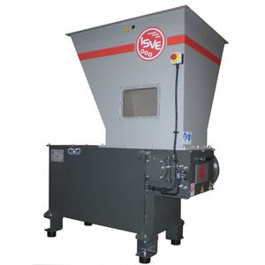 déchiqueteur pour le bois / pour carton / de pneus / de déchets