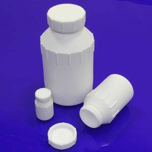 bouteille avec bouchon 1