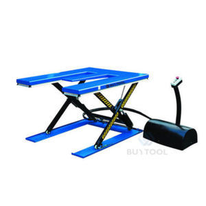 table élévatrice à ciseaux