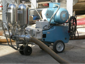 pompe à 2 pistons 1