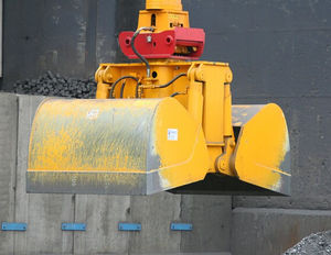 benne preneuse hydraulique 1