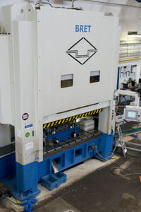 estampage libre / acier inoxydable / pour l'automobile / pour l'électronique
