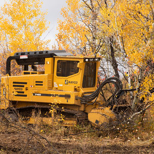 broyeur à axe horizontal forestier