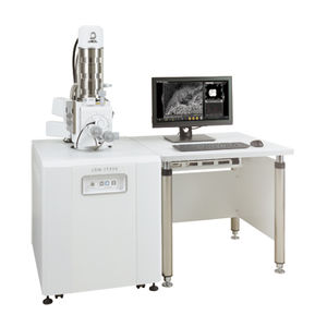 microscope électronique à balayage