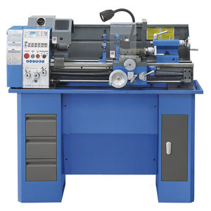 tour à commande manuelle 1