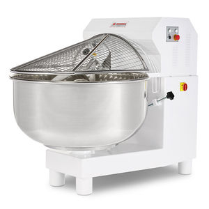 pétrin à axe oblique