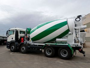 bétonnière sur camion 1