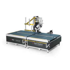 machine de rembordage mono-poste