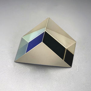 prisme à angle droit