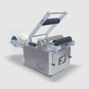 étiqueteuse semi-automatique