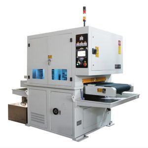 machine de brossage pour le métal