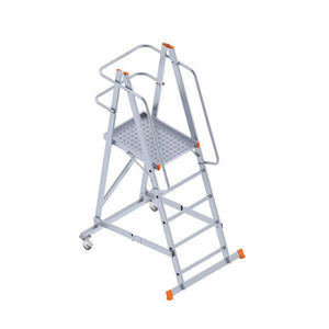 échelle en aluminium