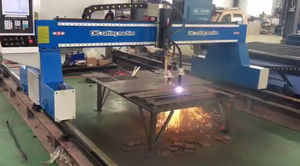 machine de découpe par oxy-carburant