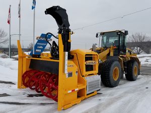 fraise à neige pour chargeuse compacte