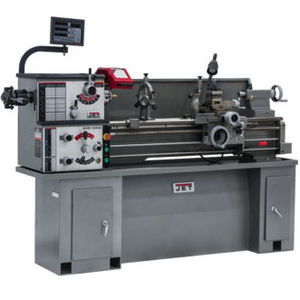 tour à commande manuelle