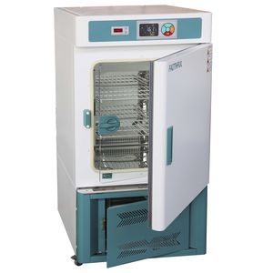 incubateur de laboratoire