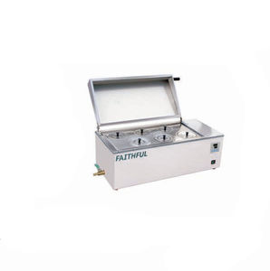 bain-marie de laboratoire
