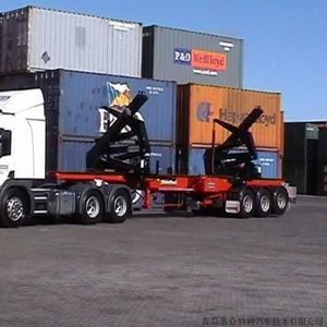 semi-remorque porte-conteneur