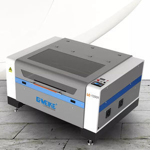 machine de découpe et de gravure laser CO2 1