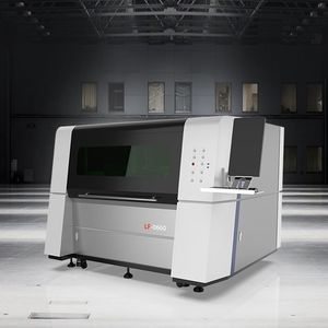 machine de découpe laser à fibre 1