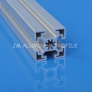 profilé en aluminium