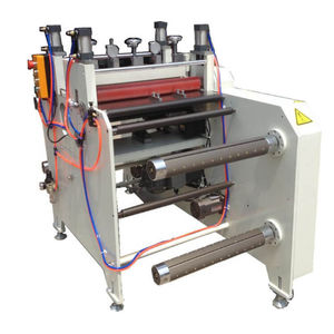 machine de découpe à l'emporte pièce 1