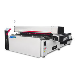 machine de découpe laser CO2