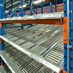 rayonnage pour boîtes