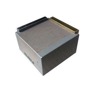 bloc de maintien magnétique