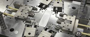 moule d'injection plastique multi-empreintes