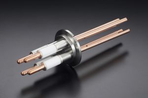 traversée de cloison pour câble haute tension