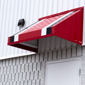 auvent avec charpente en aluminium