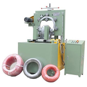 banderoleuse avec couronne tournante 1